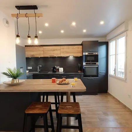 Apartment Au Vasco - Self Check-in, Private Parking *
