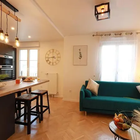 Apartment Au Vasco - Self Check-in, Private Parking