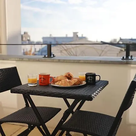 Apartment Au Vasco - Self Check-in, Private Parking Serris